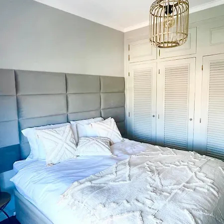 Ensuite King Bedroom With Lock بيت ضيافة Quinta de Santo António